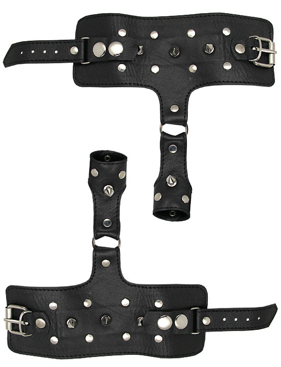 картинка Наручники декорированные шипами от магазина ErosMania