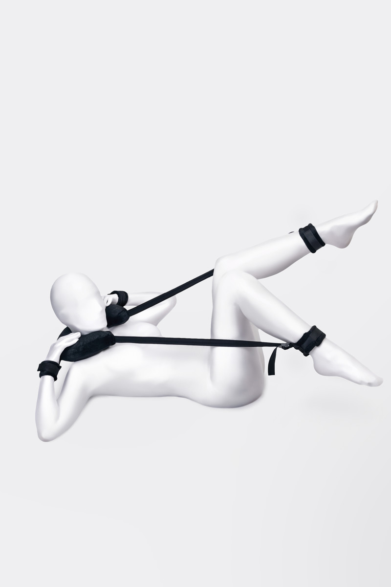 картинка Стропа фиксирующая Anonymo #0701 с подушкой, велюр, черная, 127 см от магазина ErosMania