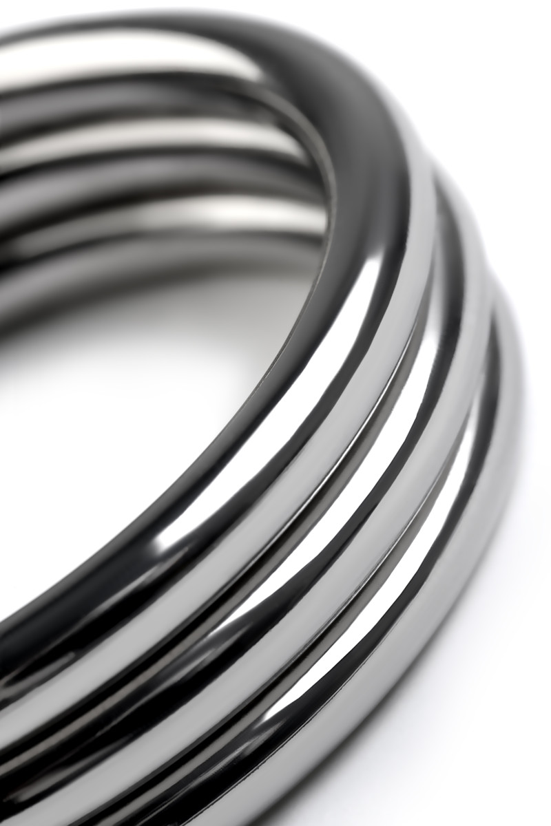 картинка Кольцо на пенис TOYFA Metal, серебряное, Ø 4,3 см от магазина ErosMania