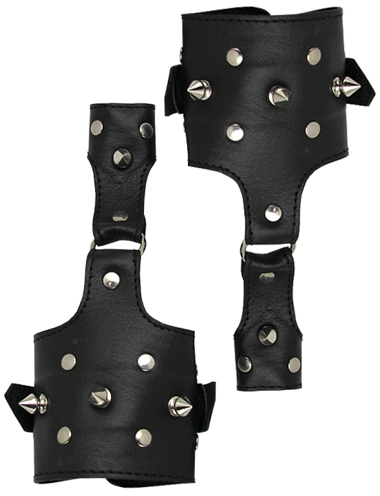 картинка Наручники декорированные шипами от магазина ErosMania